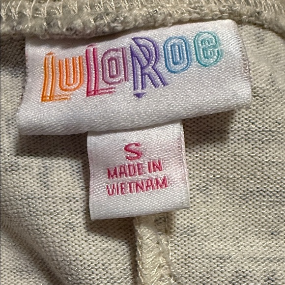 𝐍𝐖𝐓-𝐋𝐔𝐋𝐀𝐑𝐎𝐄 𝐂𝐑𝐄𝐀𝐌 𝐆𝐑𝐀𝐘 𝐎𝐏𝐄𝐍 𝐂𝐀𝐑𝐃𝐈𝐆𝐀𝐍 - Picture 5 of 6